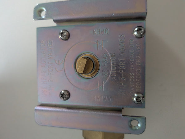 Danfoss HPV22B actuator mounting plate and manual position markings